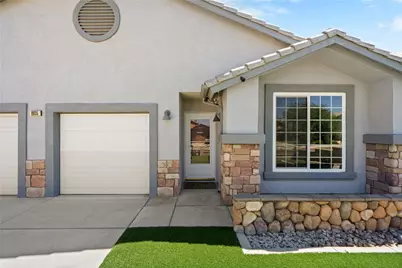 8935 Ironstone Court, Hesperia, CA 92344 - Photo 11