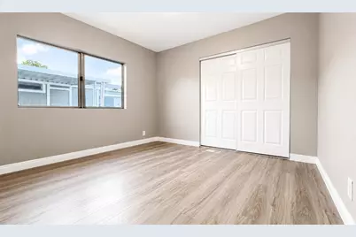 530 W Devonshire Avenue #19, Hemet, CA 92543 - Photo 5