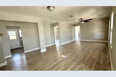 530 W Devonshire Avenue #19, Hemet, CA 92543 - Photo 11