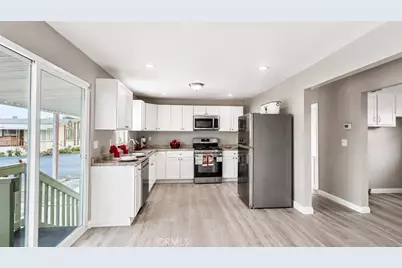530 W Devonshire Avenue #19, Hemet, CA 92543 - Photo 3