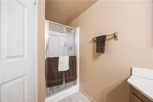 12796 Kern River Rd, Victorville, CA 92392 - Photo 15