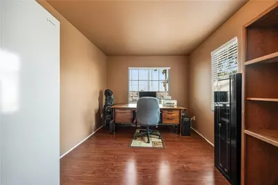 12796 Kern River Road, Victorville, CA 92392 - Photo 17