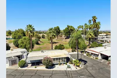 42751 E Floria Avenue #16, Hemet, CA 92544 - Photo 35