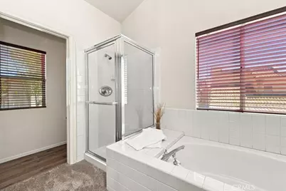 39876 Via Castana, Murrieta, CA 92563 - Photo 35