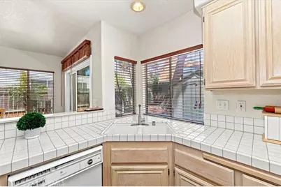 39876 Via Castana, Murrieta, CA 92563 - Photo 21