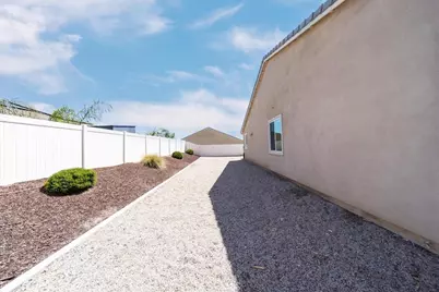 32500 McKiernan, Menifee, CA 92584 - Photo 45