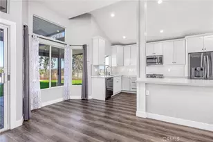 25560 Timbertree Ct, Murrieta, CA 92563 - Photo 7