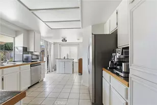 27041 Ravenhill Ct, Temecula, CA 92591 - Photo 15