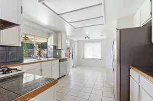 27041 Ravenhill Ct, Temecula, CA 92591 - Photo 17