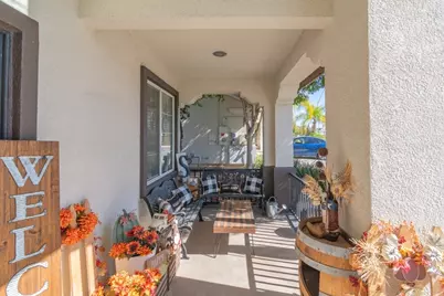 37781 Rushing Wind Court, Murrieta, CA 92563 - Photo 3