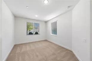 30249 Goldenrain Dr, Menifee, CA 92584 - Photo 29