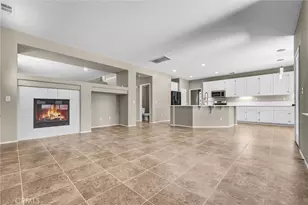 37690 Rushing Wind Ct, Murrieta, CA 92563 - Photo 7