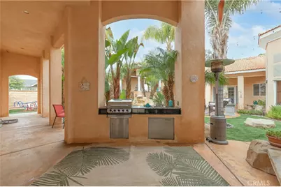 947 W Commonwealth Avenue, Hemet, CA 92543 - Photo 43