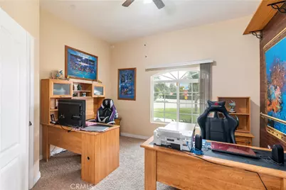947 W Commonwealth Avenue, Hemet, CA 92543 - Photo 25
