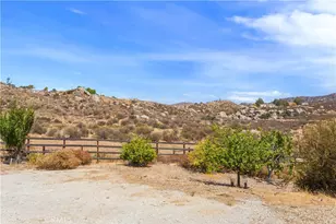 22225 Purple Sage, Nuevo, CA 92567 - Photo 29