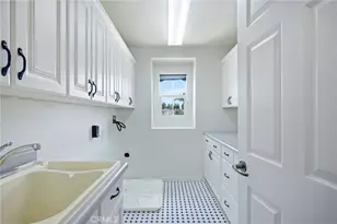 327 Alamo Way, Oceanside, CA 92057 - Photo 23