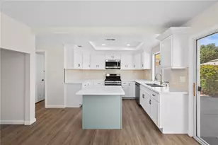 30310 Cupeno Ln, Temecula, CA 92592 - Photo 11