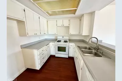 15155 Sherman Way #49, Van Nuys, CA 91405 - Photo 7