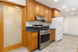 4926 Wilton Pl, Riverside, CA 92504 - Photo 9