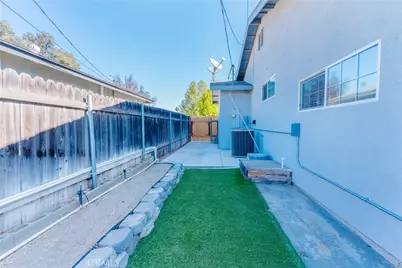 4926 Wilton Pl., Riverside, CA 92504 - Photo 13
