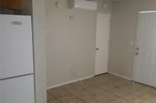 74017 Cactus, 29 Palms MCB, CA 92277 - Photo 13