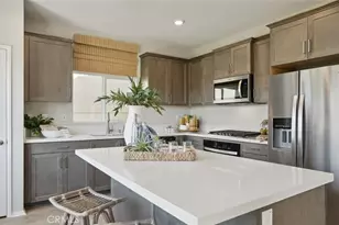 31326 White Bark Dr, Winchester, CA 92596 - Photo 9