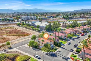 39909 Via Castana, Murrieta, CA 92563 - Photo 37