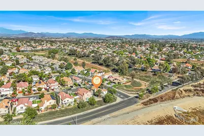 39909 Via Castana, Murrieta, CA 92563 - Photo 41