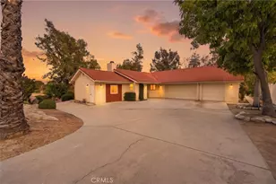 27435 Columbia St, Hemet, CA 92544 - Photo 1