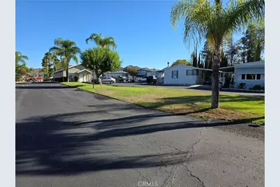 21601 Canyon Drive #16, Wildomar, CA 92595 - Photo 23