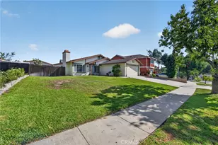 1141 Fallbrook Dr, Corona, CA 92878 - Photo 3