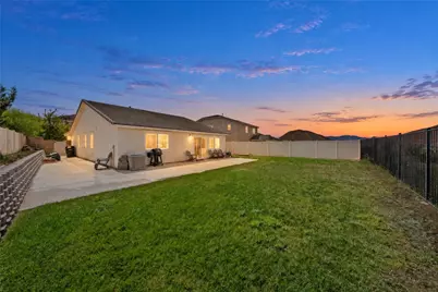 35124 Sorrel, Lake Elsinore, CA 92532 - Photo 3