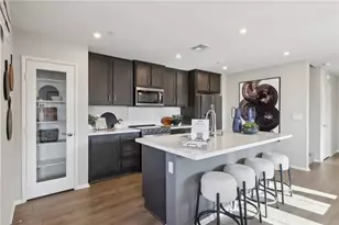 6392 Moonfire Ln, Fontana, CA 92336 - Photo 5