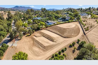 3261 Live Oak Park, Fallbrook, CA 92028 - Photo 3