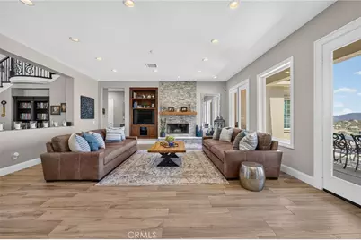 17650 Calle Pescar, Murrieta, CA 92562 - Photo 9