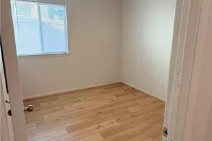 42641 Hussar Ct, Temecula, CA 92592 - Photo 11