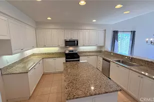 42641 Hussar Ct, Temecula, CA 92592 - Photo 5