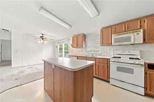31130 S General Kearny Rd, Temecula, CA 92591 - Photo 29