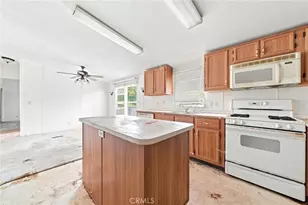 31130 S General Kearny Rd, Temecula, CA 92591 - Photo 29
