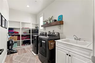 31194 Windstone Dr, Winchester, CA 92596 - Photo 17