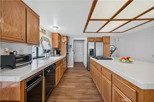 12813 Raenette, Moreno Valley, CA 92553 - Photo 21