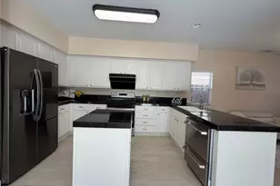 26242 Heritage Union Ln, Murrieta, CA 92563 - Photo 9