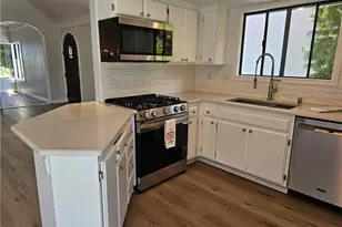 2825 Forest View Way, Carlsbad, CA 92008 - Photo 11