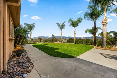 28270 Indian Creek Road, Valley Center, CA 92082 - Photo 23