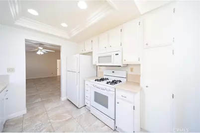 28308 Via Cascadita, Romoland, CA 92585 - Photo 11