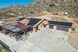 17373 Cyrus Ln, Riverside, CA 92504 - Photo 11