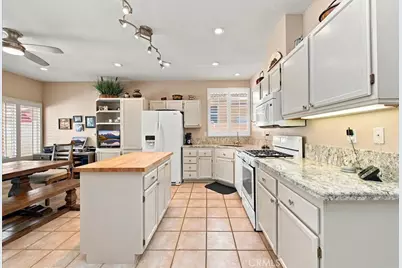 27832 Ruggie Road, Menifee, CA 92585 - Photo 11