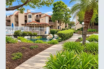 16581 Grunion Lane #105, Huntington Beach, CA 92649 - Photo 17