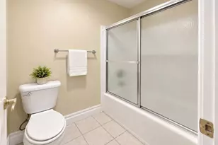 16581 Grunion Ln, Huntington Beach, CA 92649 - Photo 11