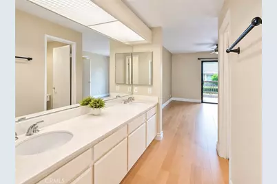 16581 Grunion Lane #105, Huntington Beach, CA 92649 - Photo 9